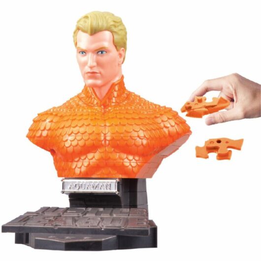 DC Comics Aquaman Solid 72 Piece 3D Jigsaw Puzzle
