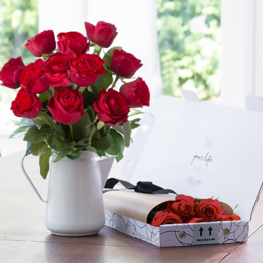 Letterbox 12 Red Roses